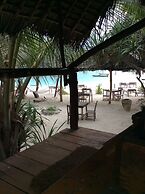 Kajibange bar and guesthouse
