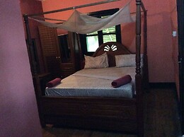 Kajibange bar and guesthouse