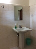 Kajibange bar and guesthouse