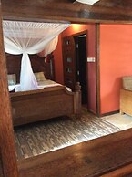 Kajibange bar and guesthouse