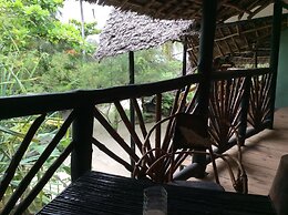 Kajibange bar and guesthouse