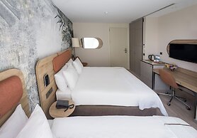 Upsuites Hotel