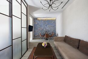 Upsuites Hotel