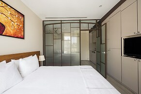 Upsuites Hotel