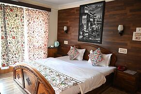 Magic Himalayan Cottage