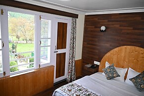 Magic Himalayan Cottage