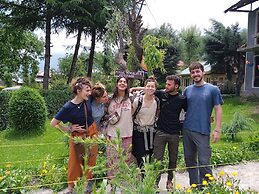 Magic Himalayan Cottage