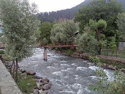 Magic Himalayan Cottage