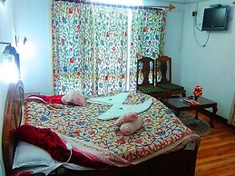 Magic Himalayan Cottage