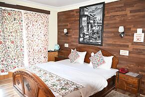 Magic Himalayan Cottage