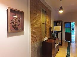 Baan Hotelier Resort