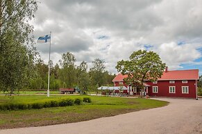 Tackork Gård & Marina Oy