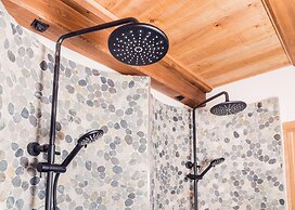 Tackork Gård & Marina Oy