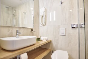 Colentum Resort Murter