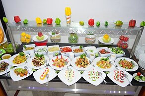 Bella Rose Nefertiti