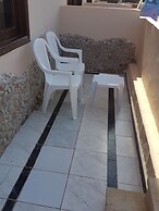 Bella Rose Nefertiti