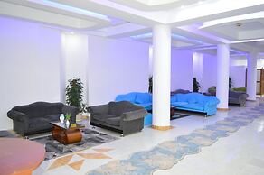 Bella Rose Nefertiti