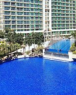 Azure Urban Resort by Adam's Crib