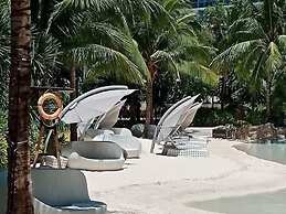 Azure Urban Resort by Adam's Crib