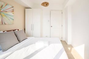 Azure Urban Resort by Adam's Crib