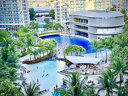 Azure Urban Resort by Adam's Crib