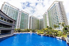 Azure Urban Resort by Adam's Crib