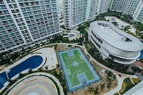 Azure Urban Resort by Adam's Crib