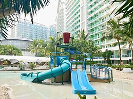 Azure Urban Resort by Adam's Crib