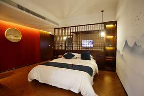 South Mountain Boutique Hotel