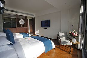 South Mountain Boutique Hotel