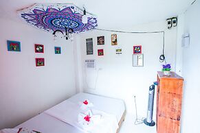 Isla Haruhay Homestay - Hostel