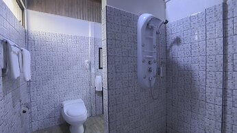 Aparatamentos Arenal Ranas y Ranitas