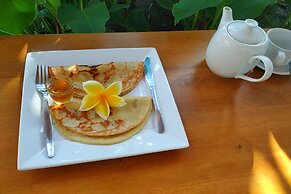 Van Santri Homestay Pemuteran