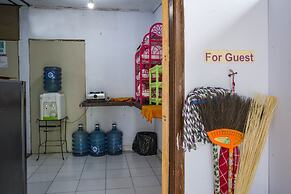 Van Santri Homestay Pemuteran