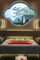 Kayumanis Yangshuo Private Villa & Spa