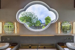 Kayumanis Yangshuo Private Villa & Spa