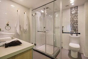 L.River Boutique Inn