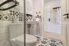 L.River Boutique Inn