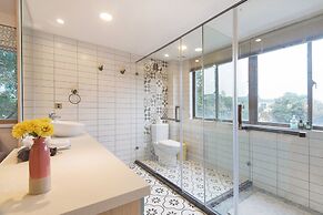 L.River Boutique Inn