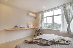 L.River Boutique Inn