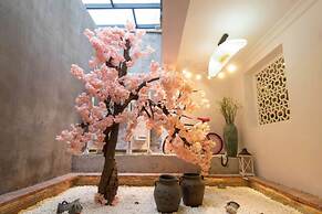 L.River Boutique Inn