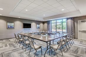 Hampton Inn & Suites Kittery-Portsmouth