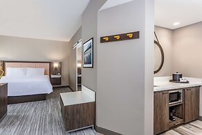 Hampton Inn & Suites Kittery-Portsmouth