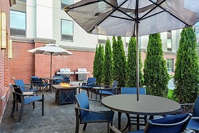 Hampton Inn & Suites Kittery-Portsmouth