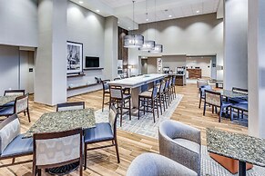 Hampton Inn & Suites Kittery-Portsmouth
