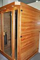 Rose Land Apartment Hotel