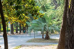 Cozy three bedroom apartment on Lenina