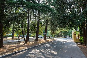 Cozy three bedroom apartment on Lenina