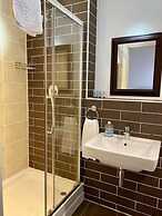 Churchill Apartments