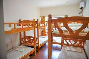 Yi Jia Ren Hostel